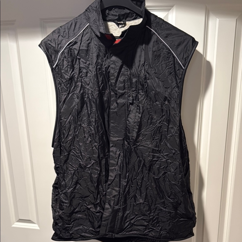 Eddie Bauer Black Sleeveless Men's Jacket